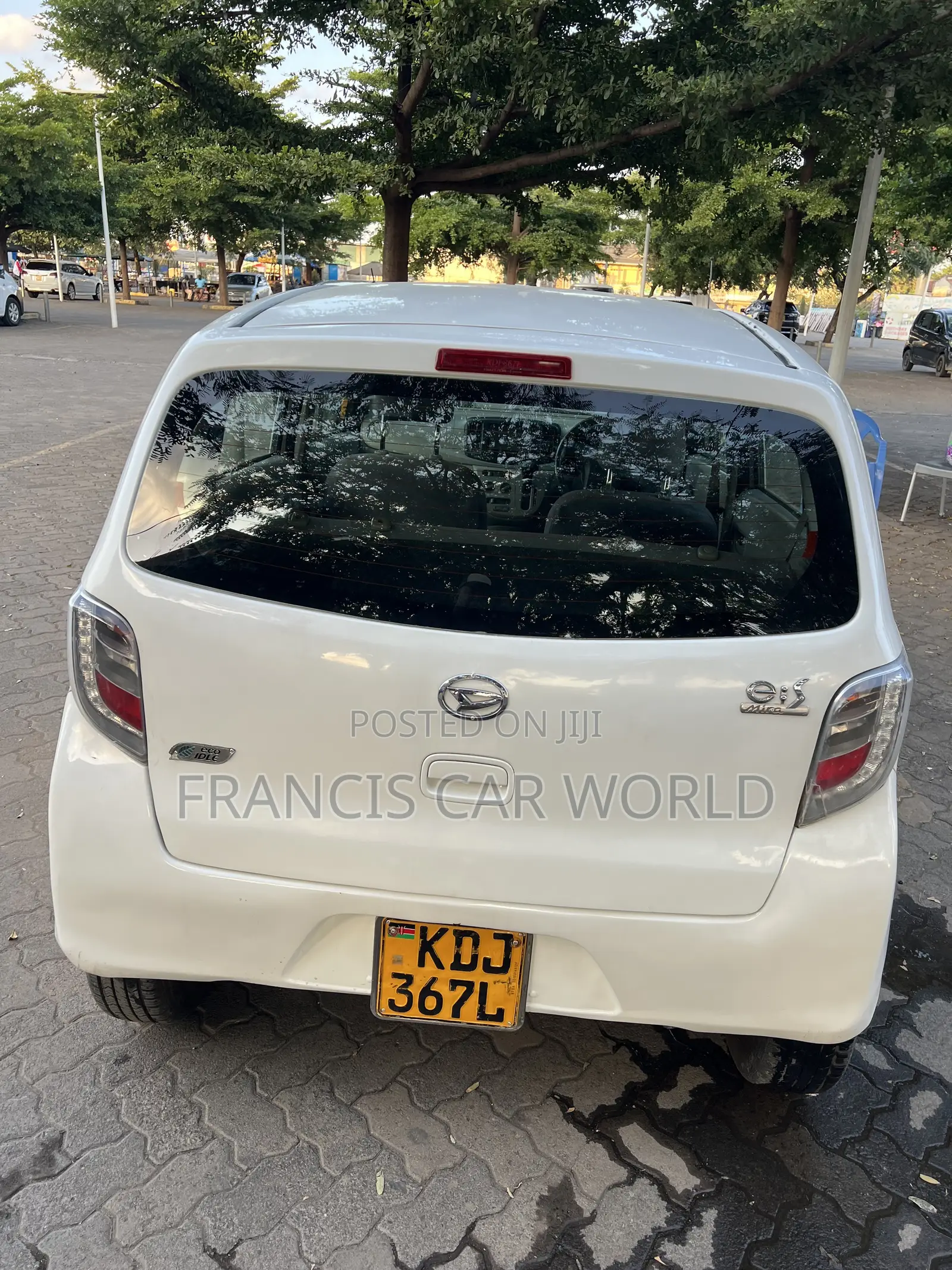 Daihatsu Mira 2015 White