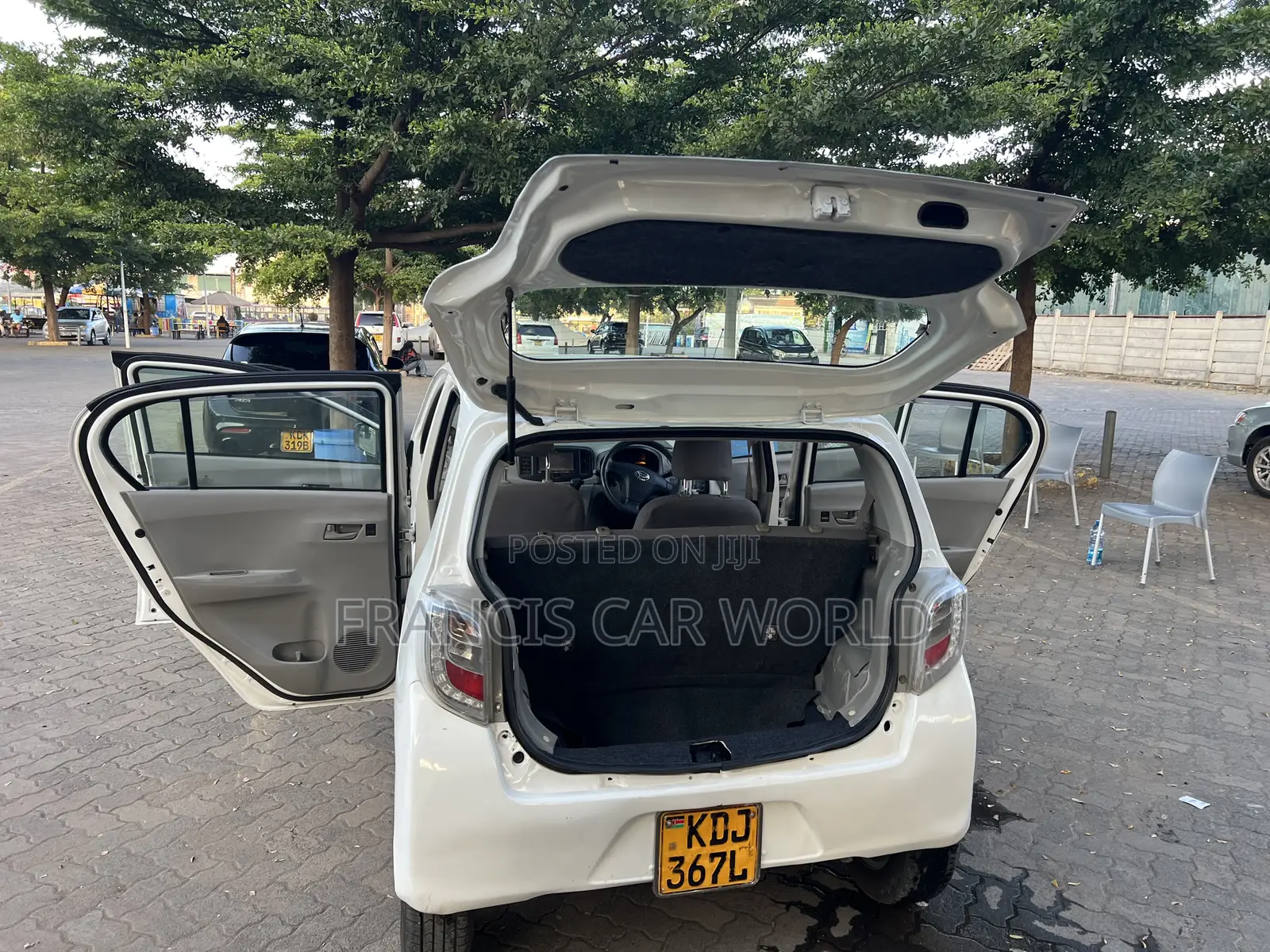 Daihatsu Mira 2015 White