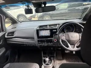 Honda Fit EX-L 2020 Pink
