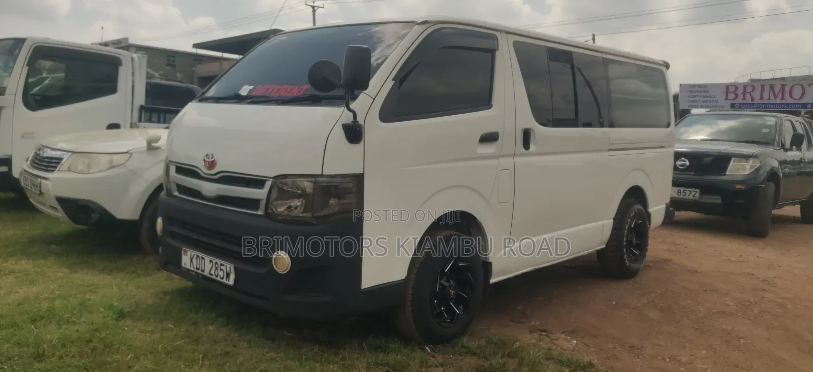 Toyota HiAce SV Premium 2013 White
