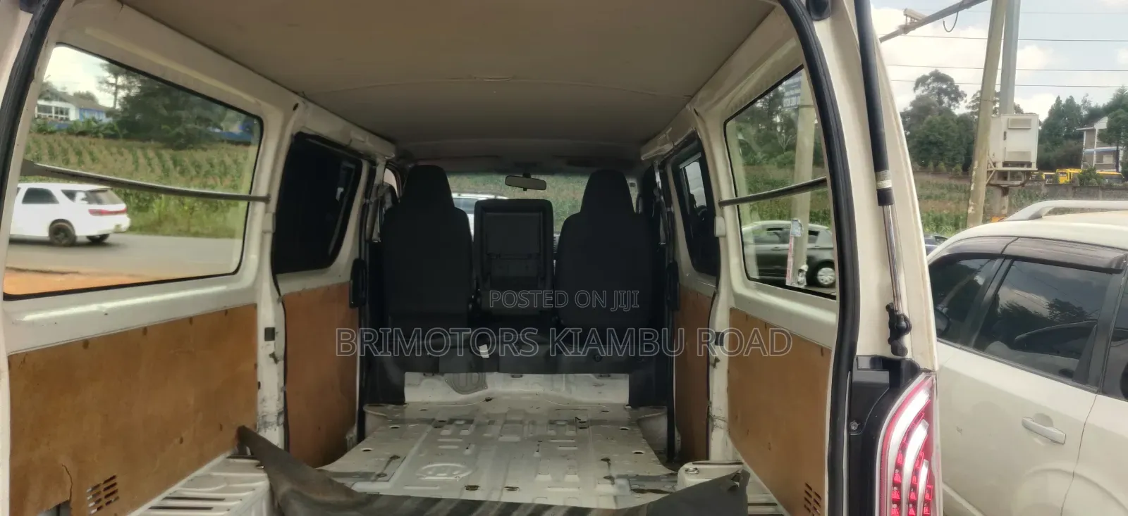 Toyota HiAce SV Premium 2013 White