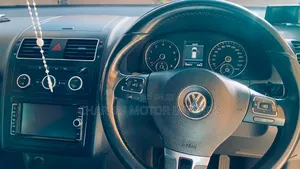 Volkswagen Touran 2015 Blue
