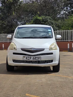 Toyota Ractis 2011 White