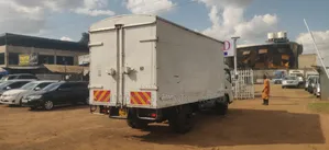 Mitsubishi Canter 2014 Local