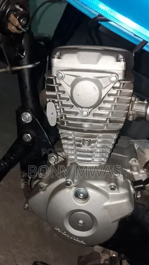 Honda CB 2025 Blue