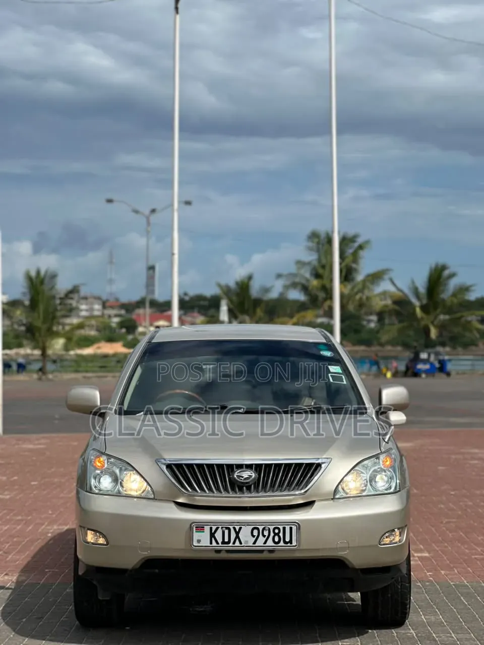 Toyota Harrier 2008 Gold