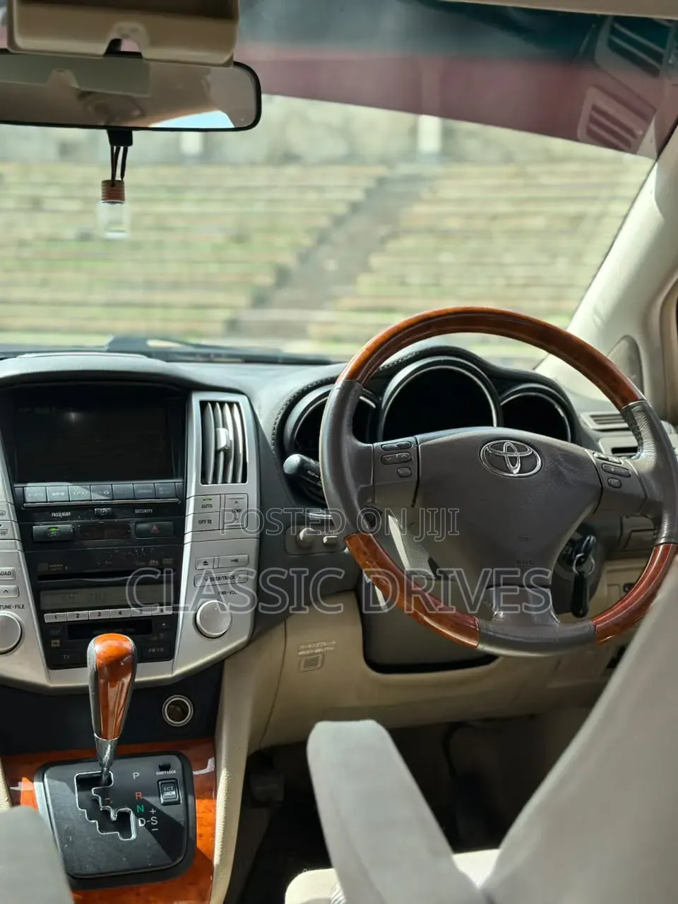 Toyota Harrier 2008 Gold