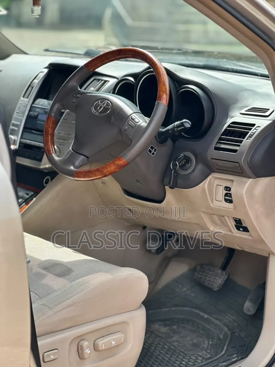 Toyota Harrier 2008 Gold