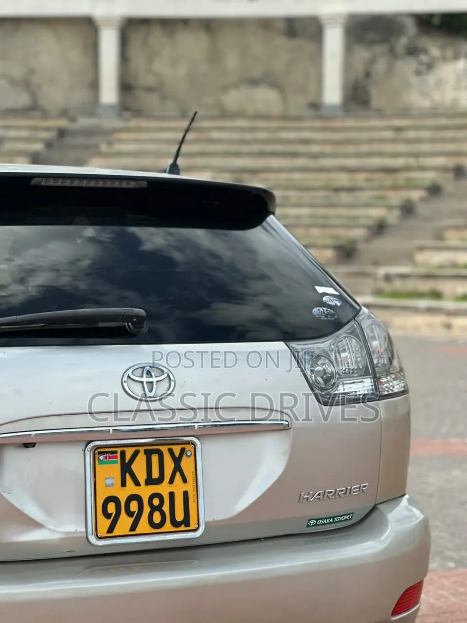 Toyota Harrier 2008 Gold
