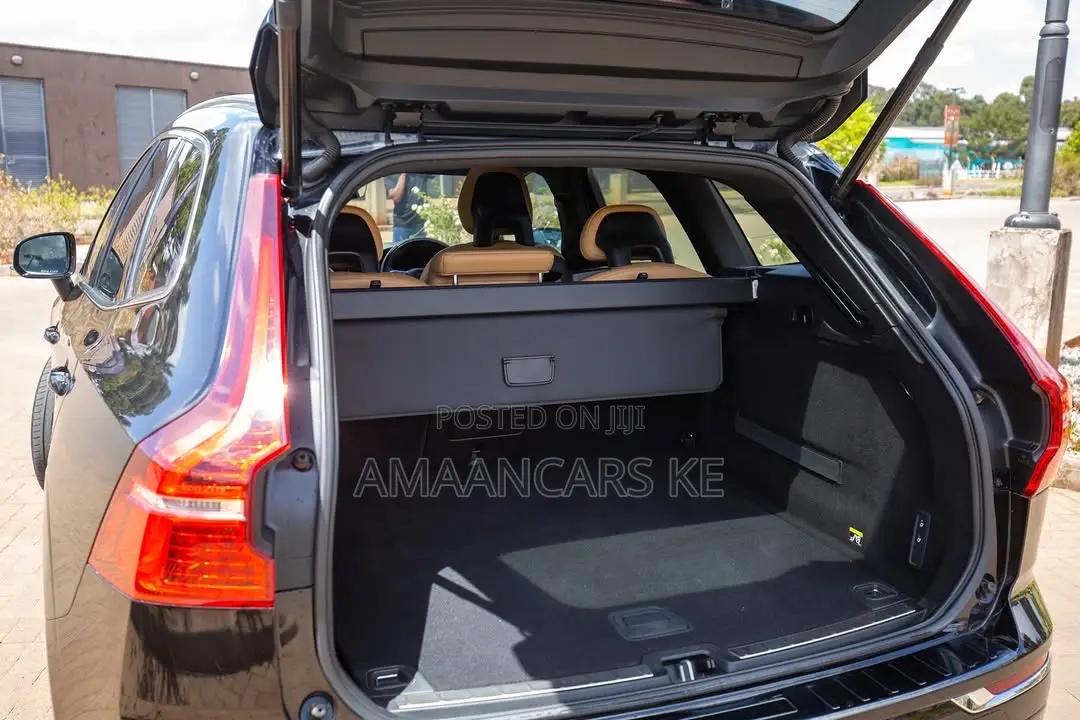 Volvo XC60 T5 Inscription AWD 2018 Black