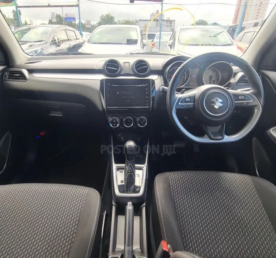 Suzuki Swift 2019 Red