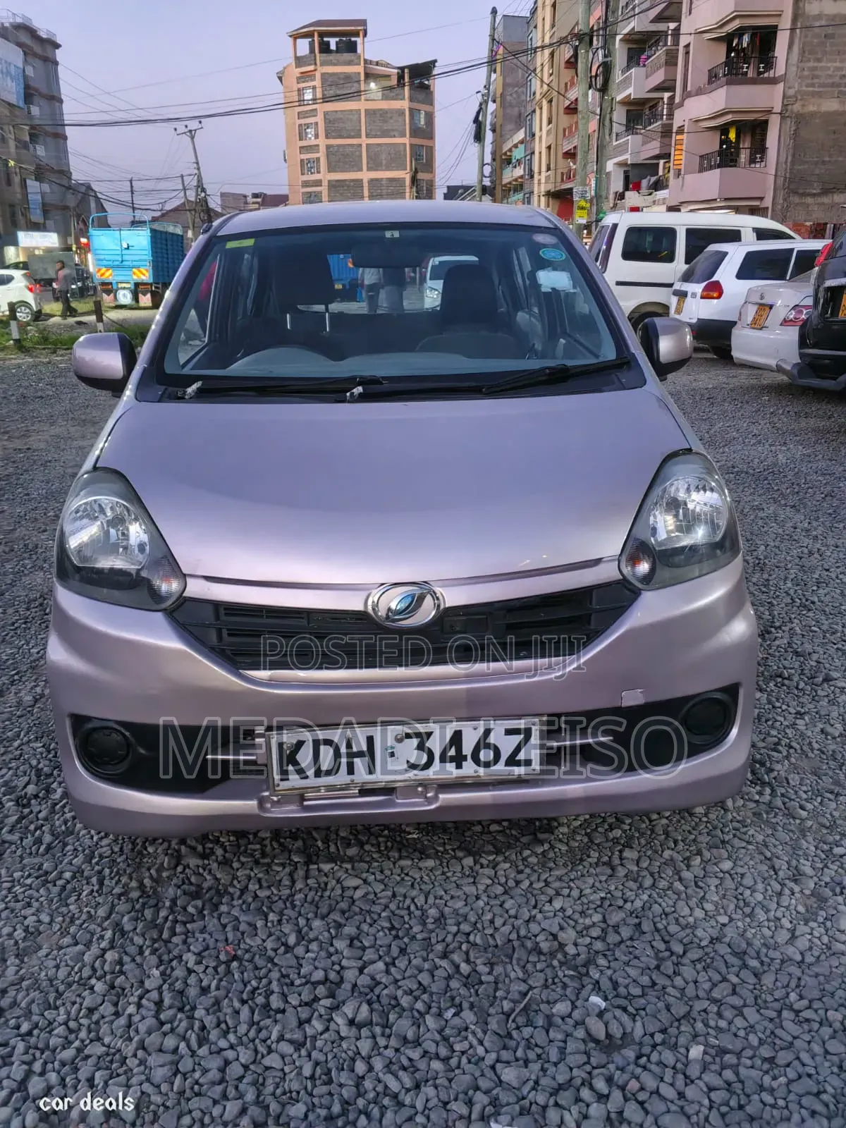 Daihatsu Mira 2015 Pink