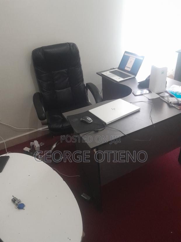 Executive Office Chair+L Shaped Office Desk