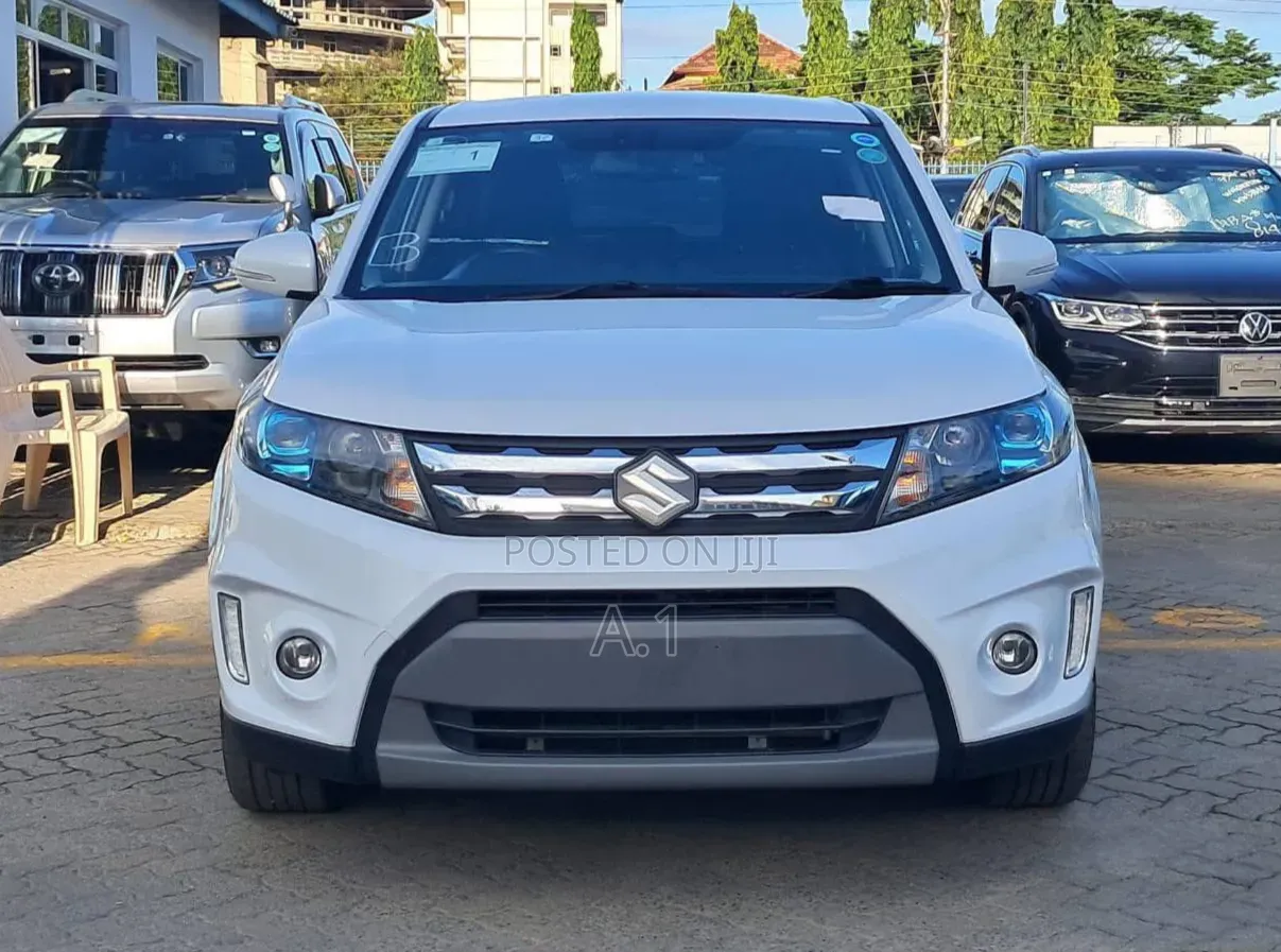 Suzuki Escudo 2019 White