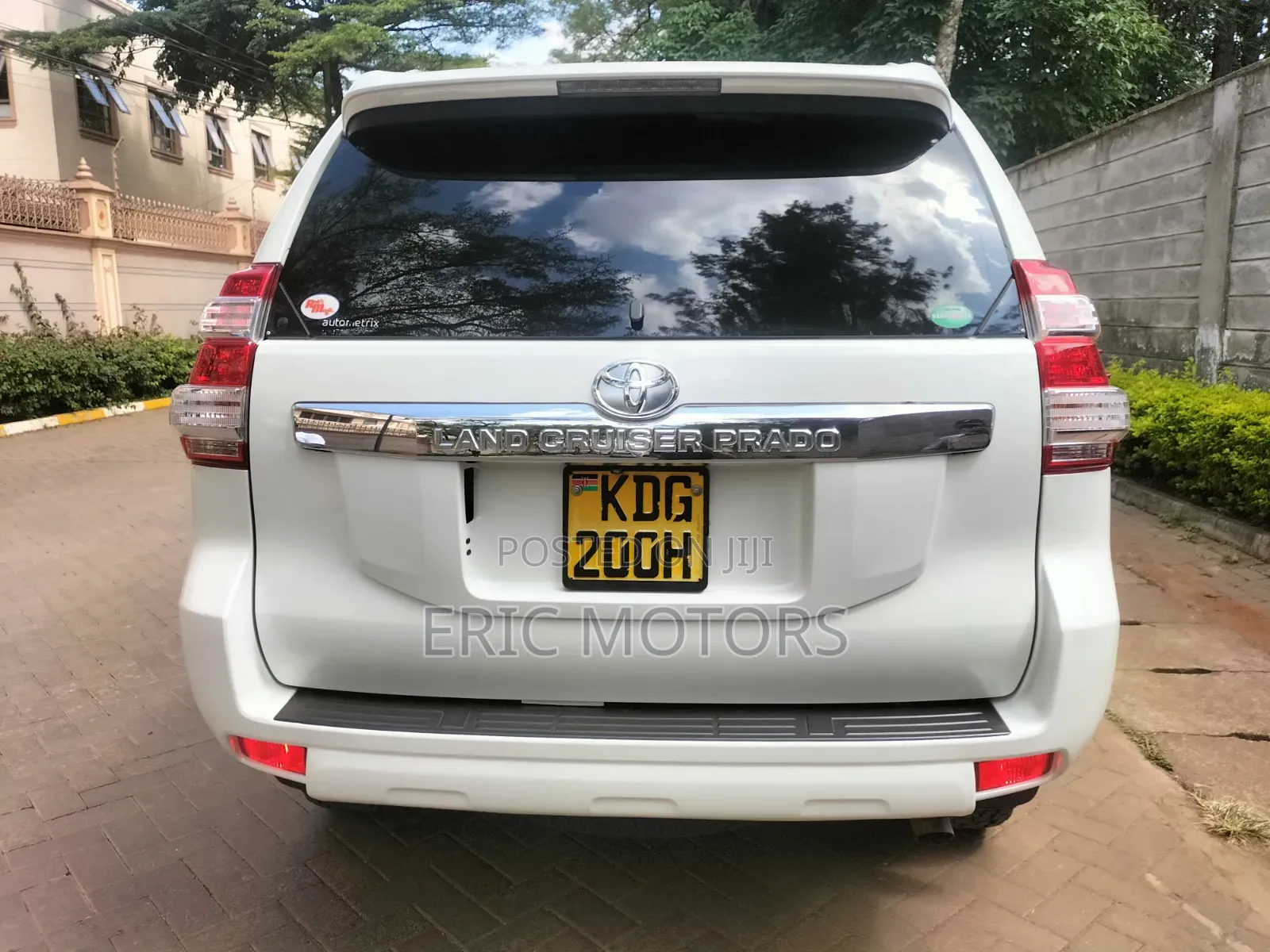 Toyota Land Cruiser Prado 2015 White