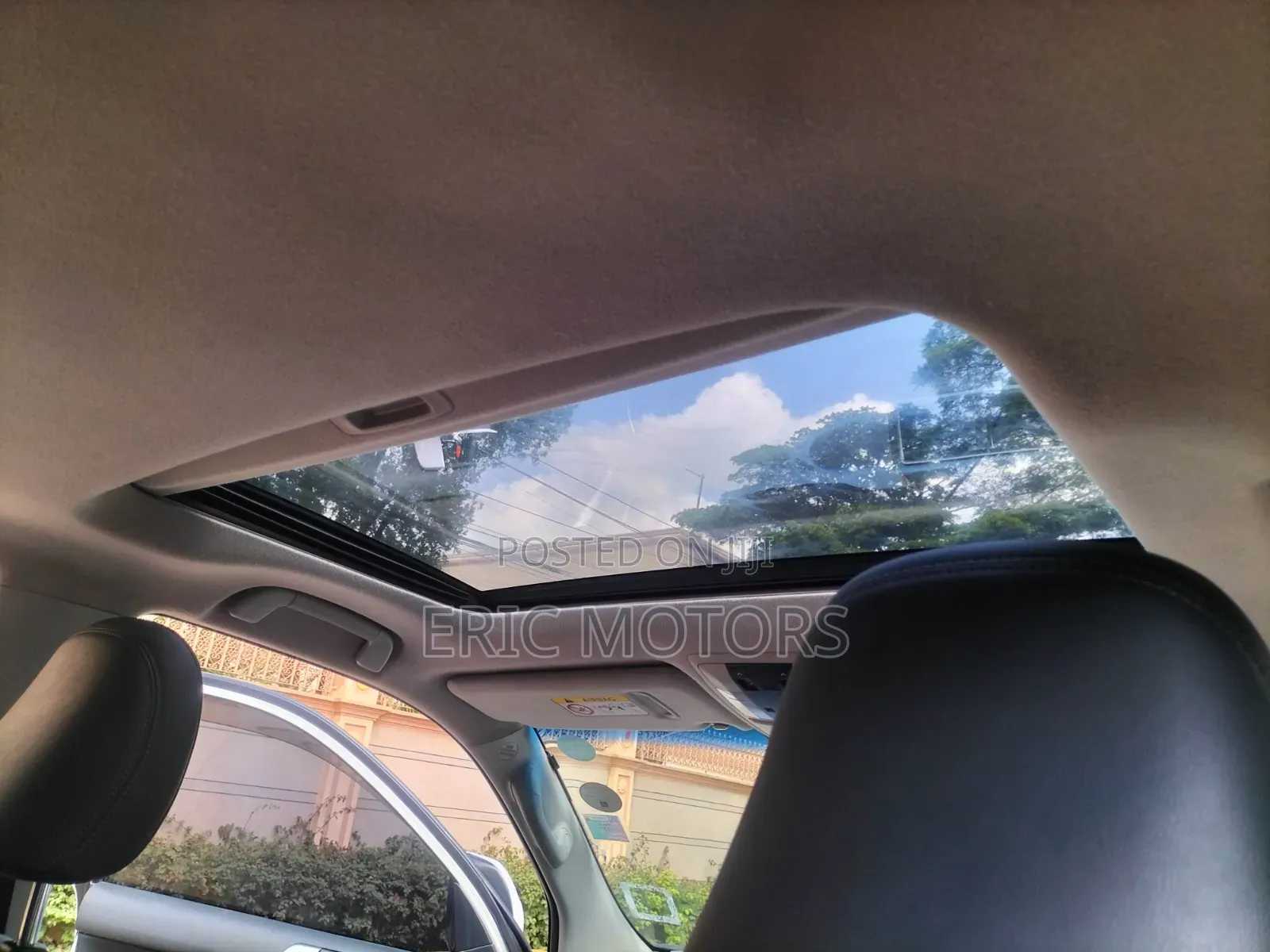 Toyota Land Cruiser Prado 2015 White