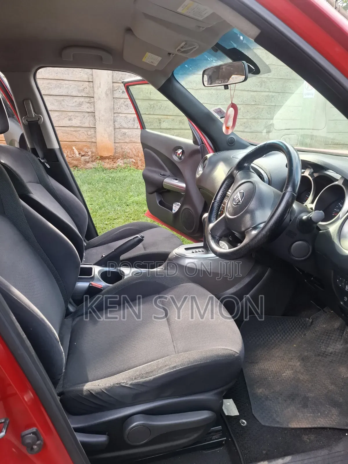 Nissan Juke S 2013 Red