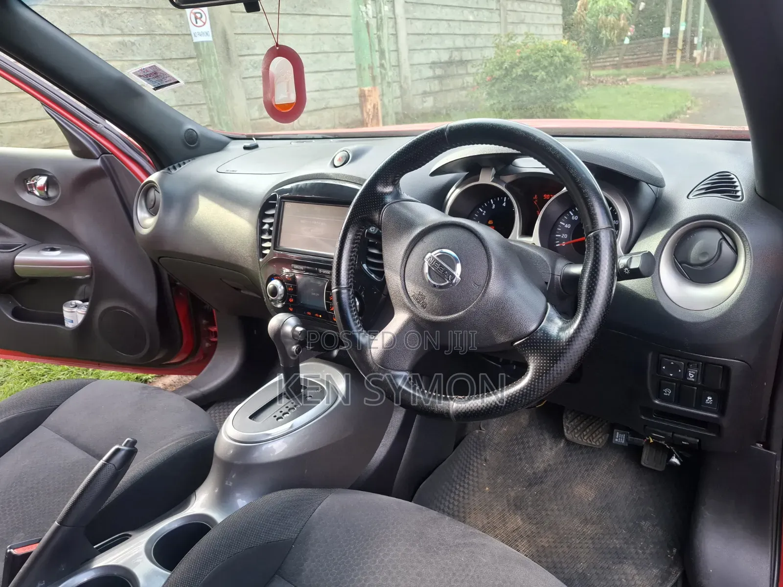 Nissan Juke S 2013 Red