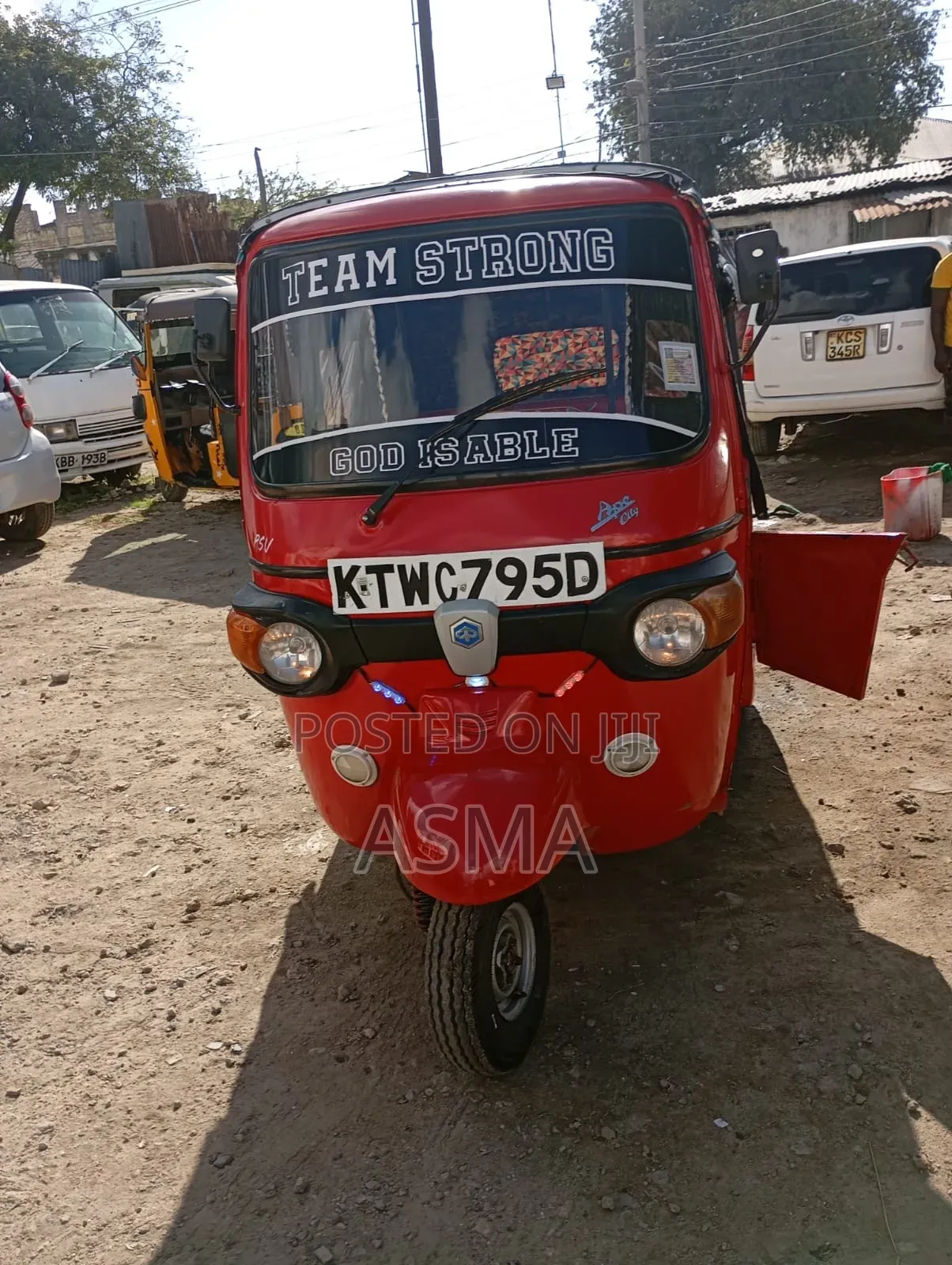Piaggio 2019 Red