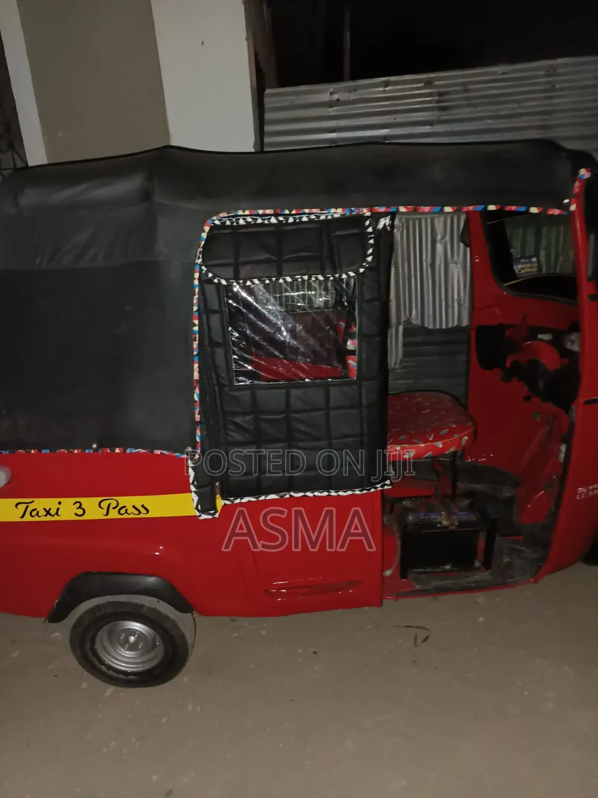 Piaggio 2019 Red
