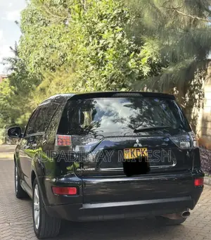 Mitsubishi Outlander 2010 Black