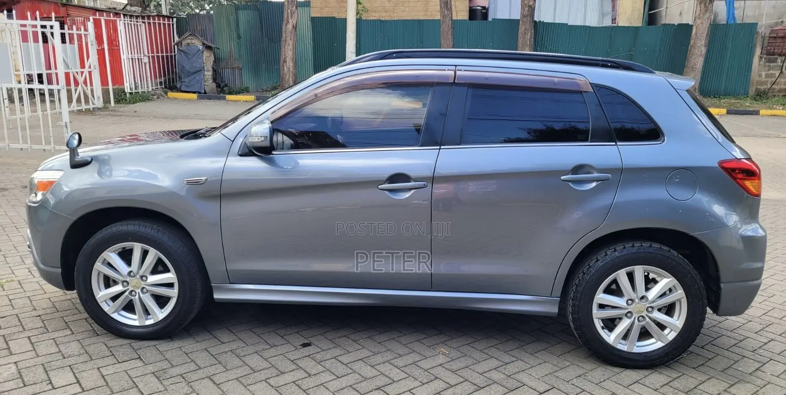 Mitsubishi RVR 2.0 2012 Gray