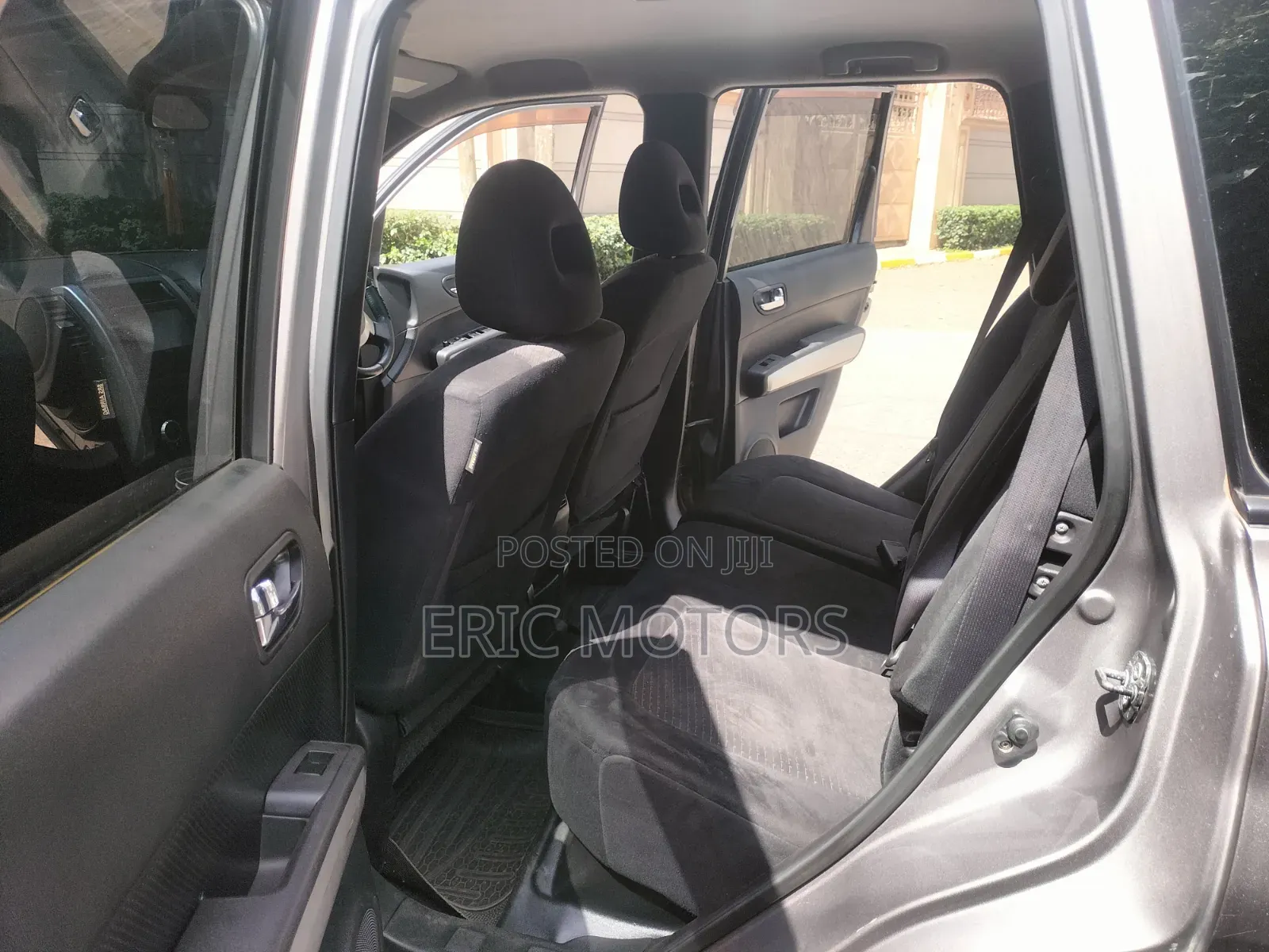 Nissan X-Trail 2012 Gray