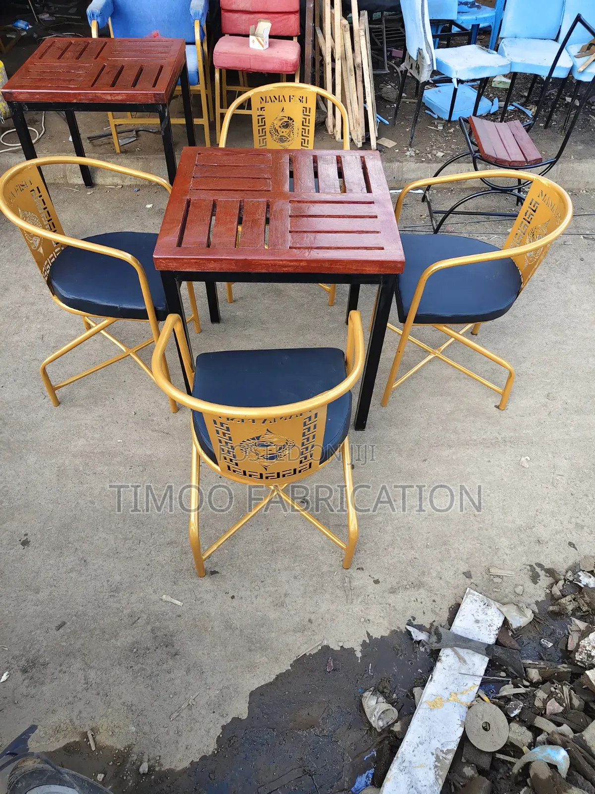 Restaurant 4 Chairs and Wooden Seats