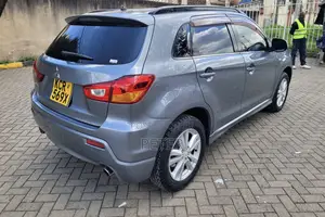 Mitsubishi RVR 2.0 2012 Gray