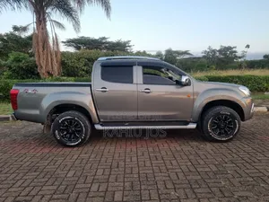 Isuzu D-MAX 2018 Gold