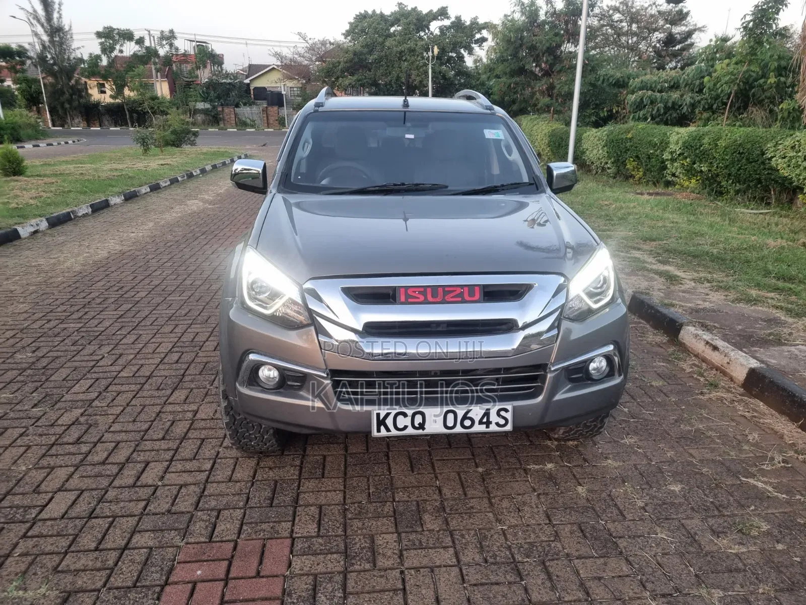 Isuzu D-MAX 2018 Gold