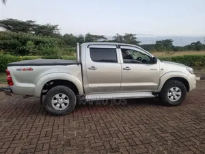 Toyota Hilux 2.5 Cab 2005 Silver