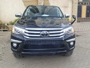 Toyota Hilux Revo Double Cab Deisel 2.4 AWD 2019 Matt Black