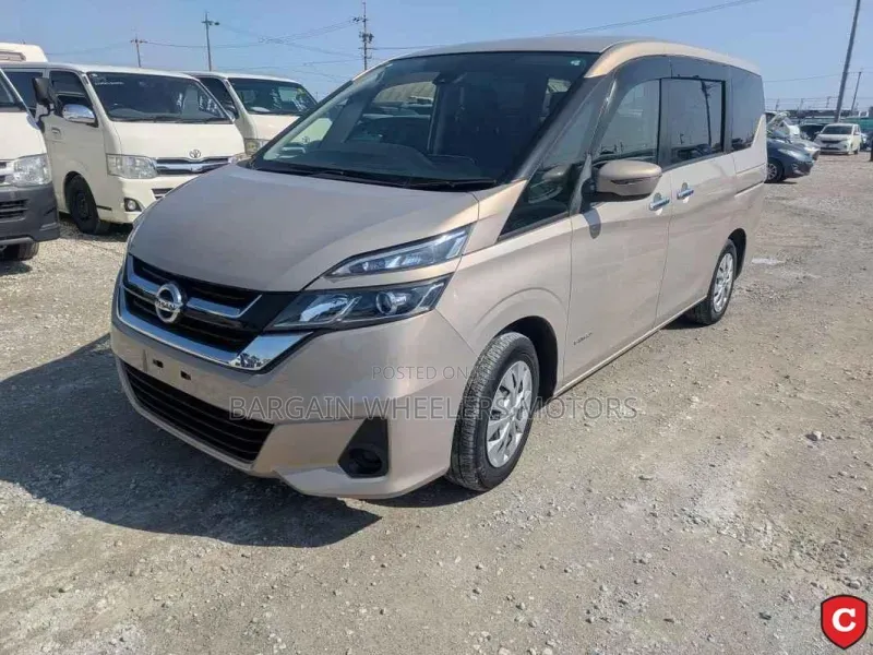 Nissan Serena 2019 Gold