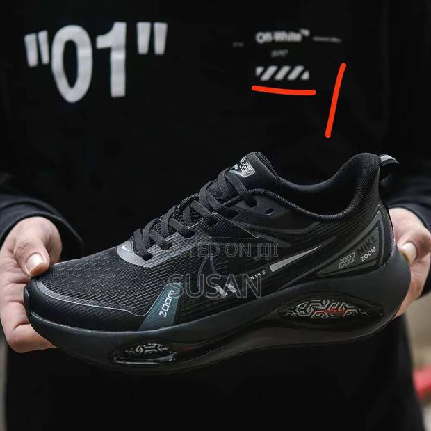 Zoom Shoes - main view