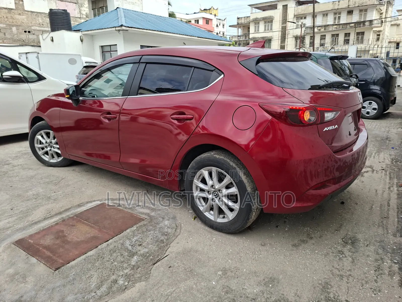 Mazda Axela 2017 Red
