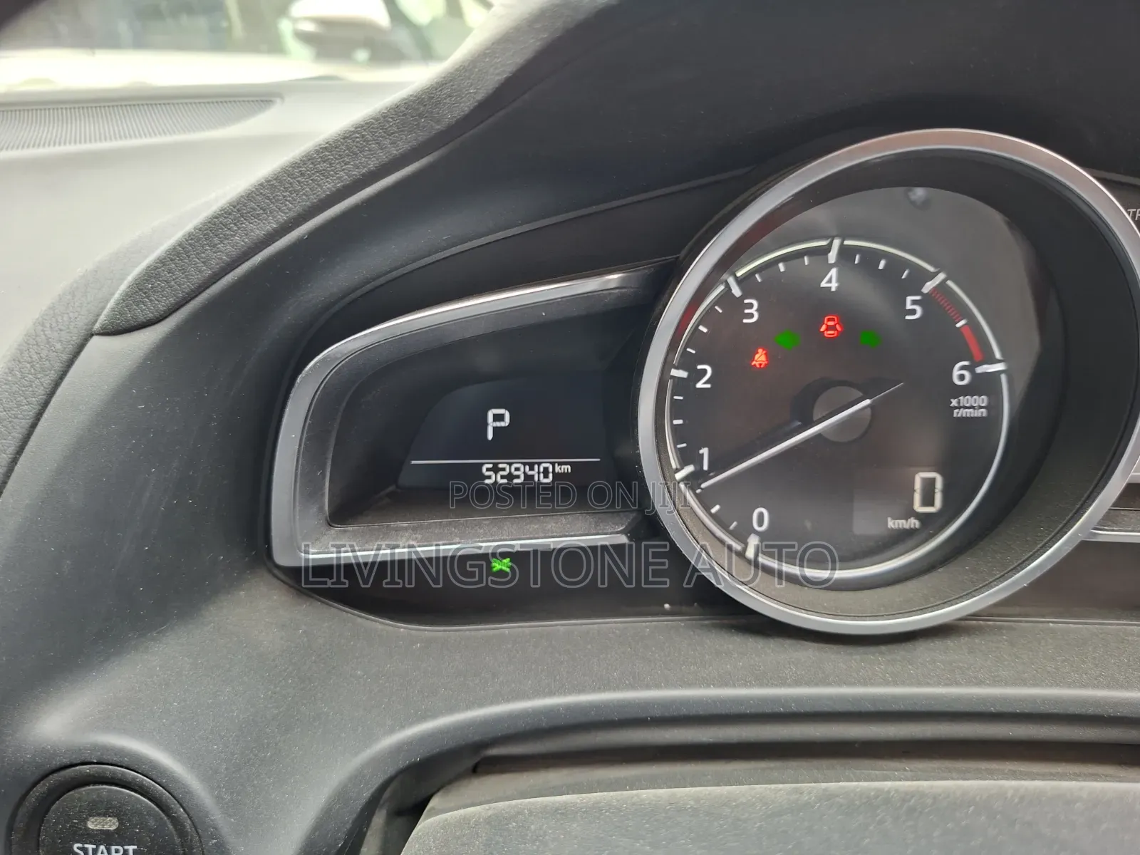 Mazda Axela 2017 Red