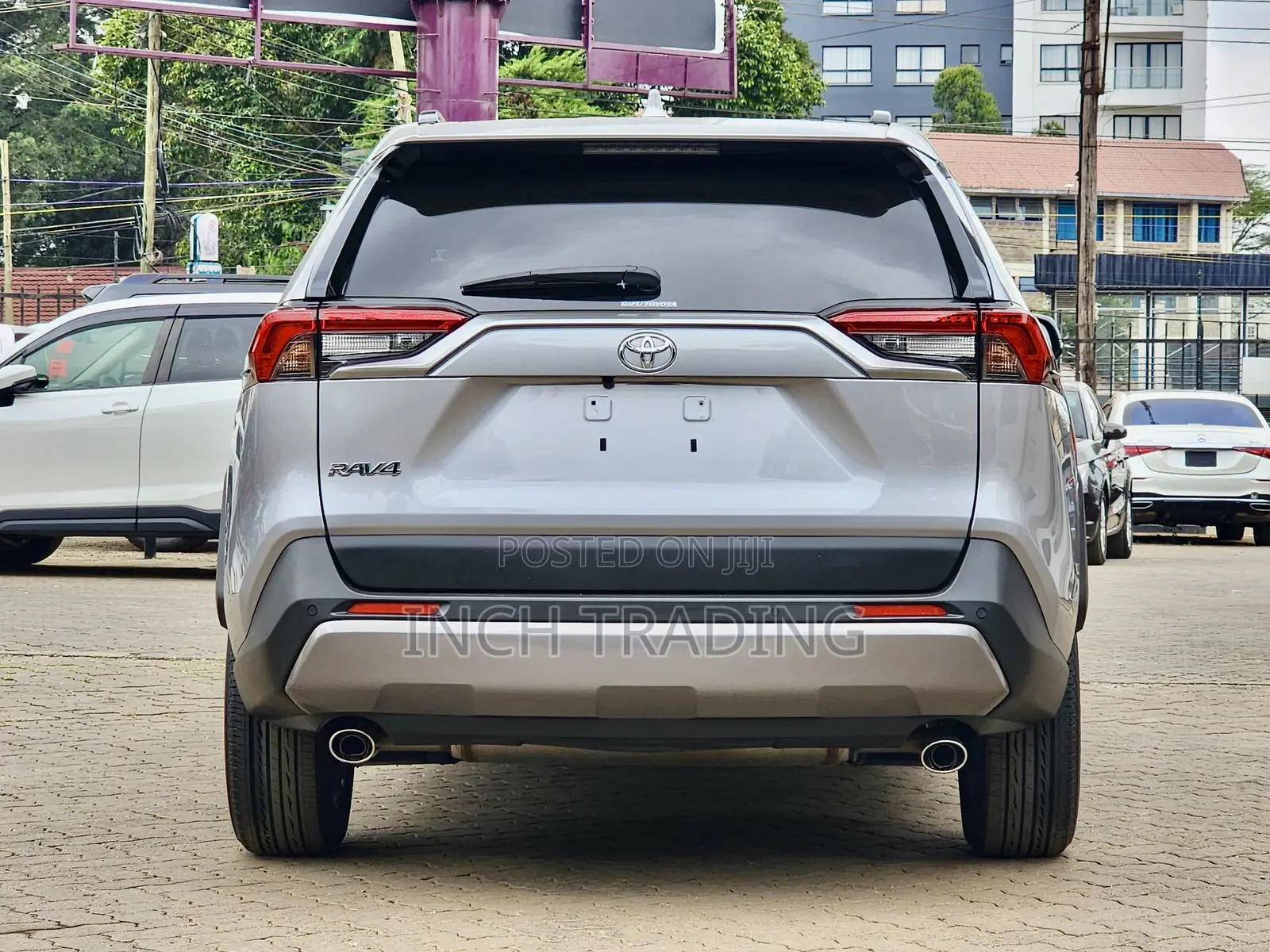 Toyota RAV4 Limited AWD 2020 Silver