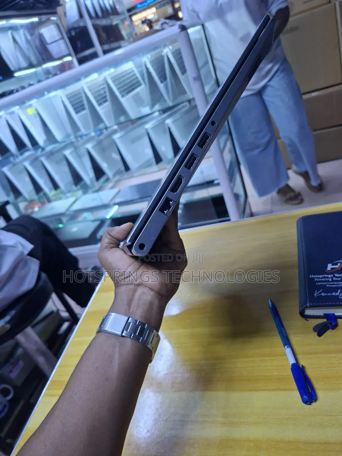 Laptop Dell Vostro 5468 8GB Intel Core i5 SSD 256GB