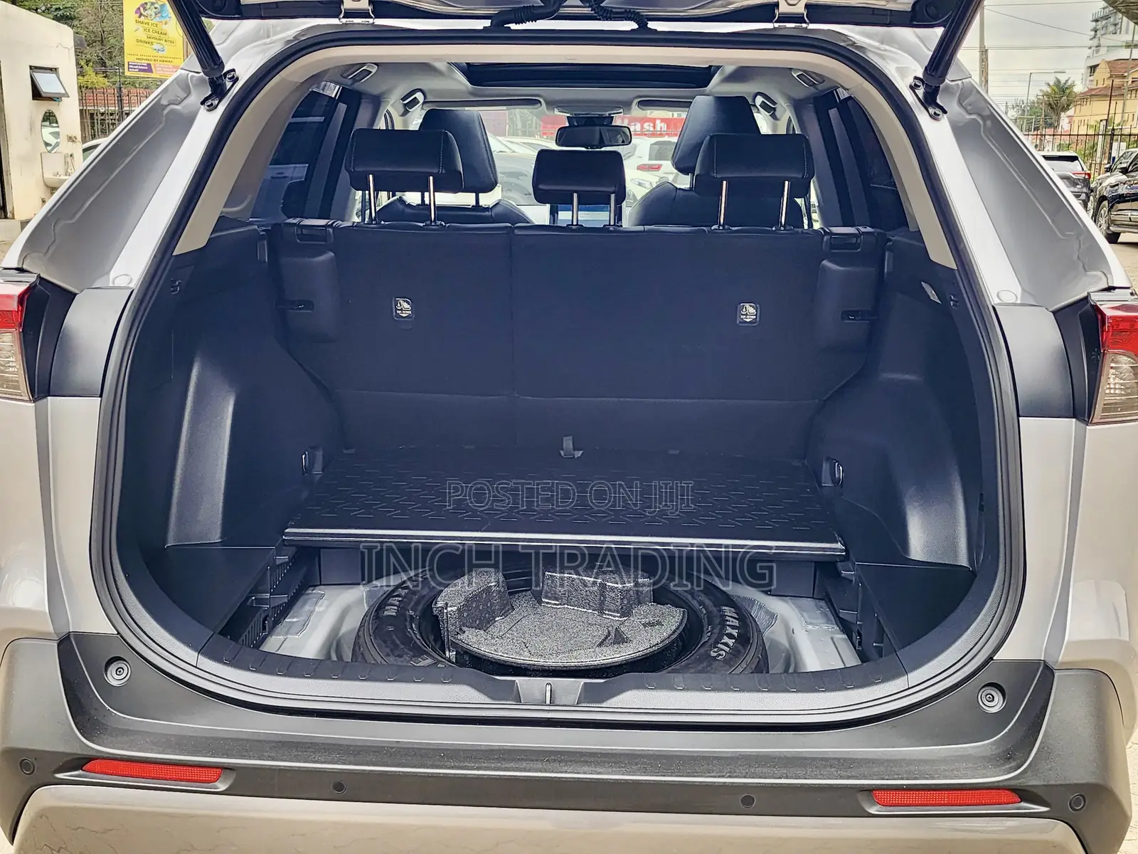 Toyota RAV4 Limited AWD 2020 Silver