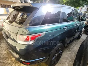Land Rover Discovery Sport 2016 Green