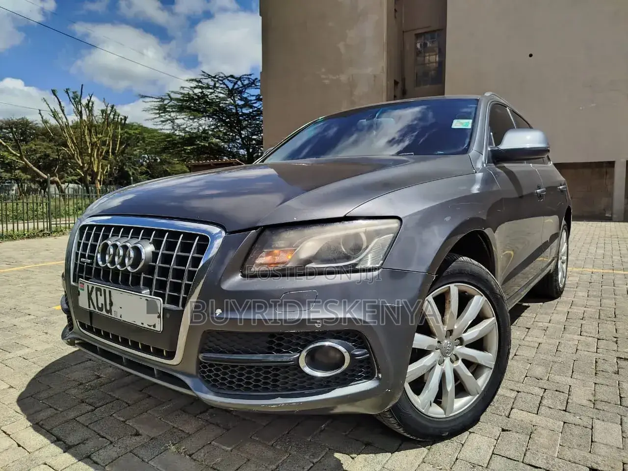 Audi Q5 2012 Gray