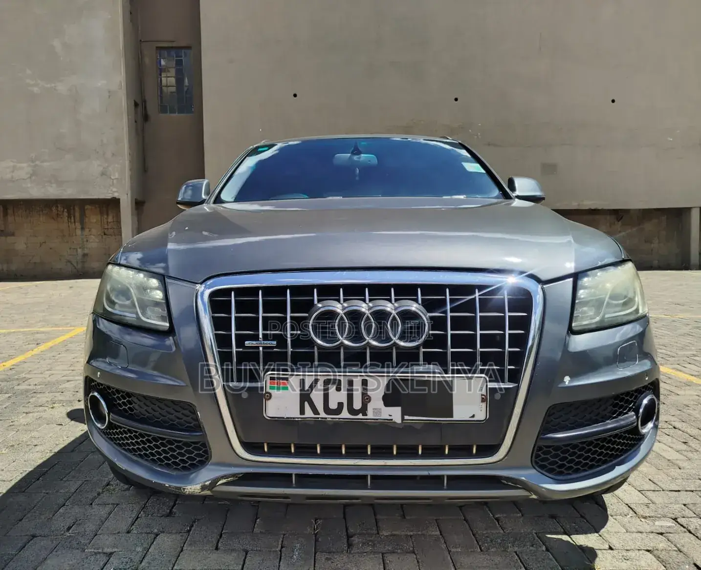 Audi Q5 2012 Gray