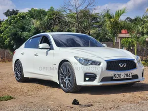 Nissan Skyline 2015 Pearl