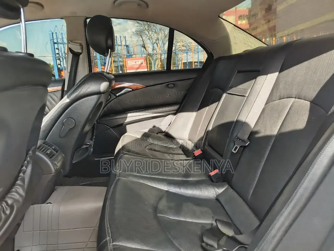 Mercedes-Benz E280 2006 Silver