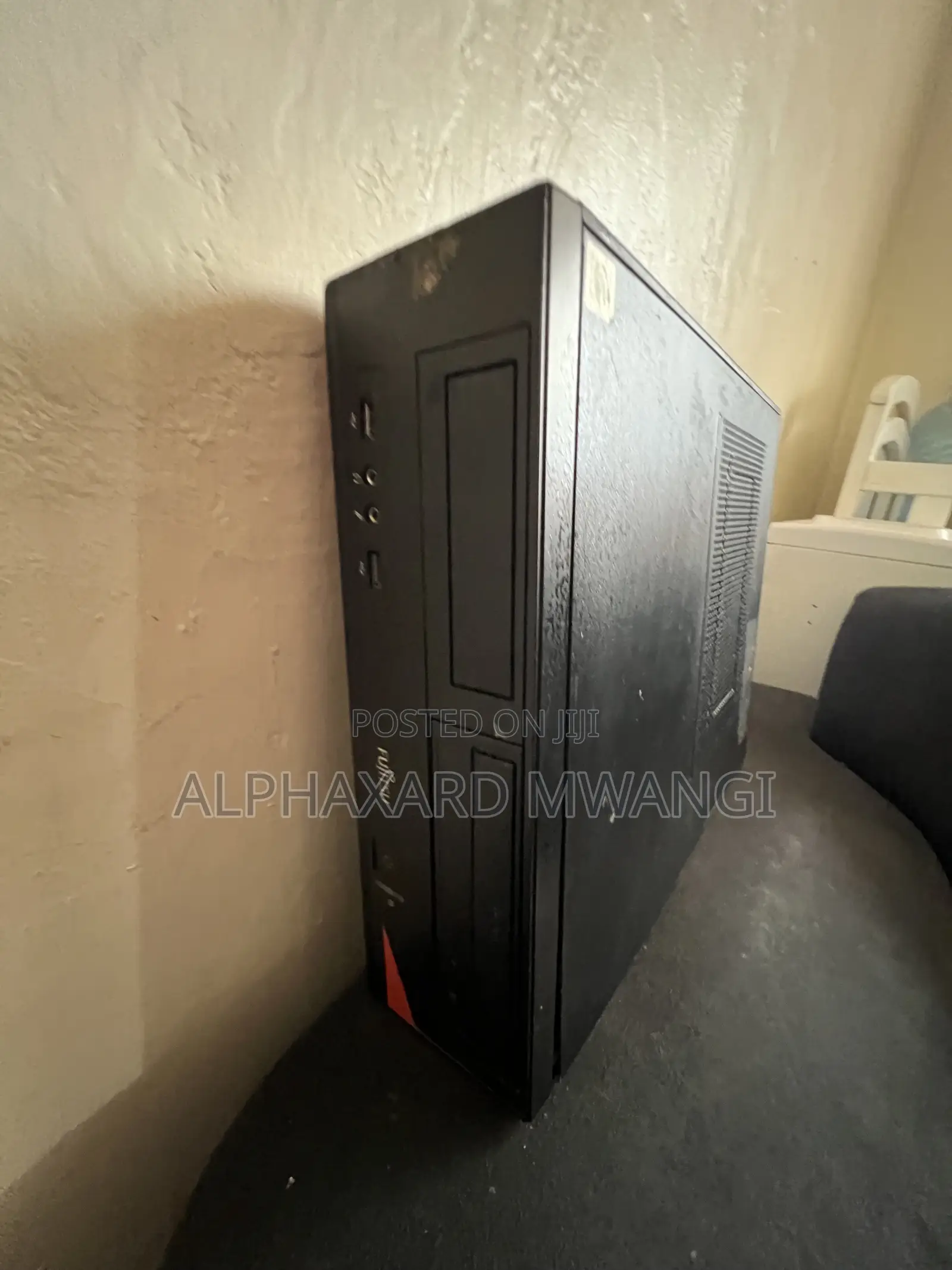 Desktop Computer Fujitsu Esprimo P720 E90+ 4GB Intel Core i5 HDD 500GB
