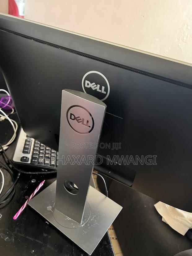 Desktop Computer Fujitsu Esprimo P720 E90+ 4GB Intel Core i5 HDD 500GB - thumbnail 11