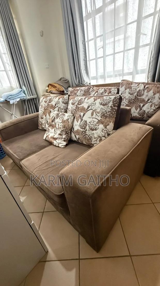 A Five Seater Sofa Set - thumbnail 3