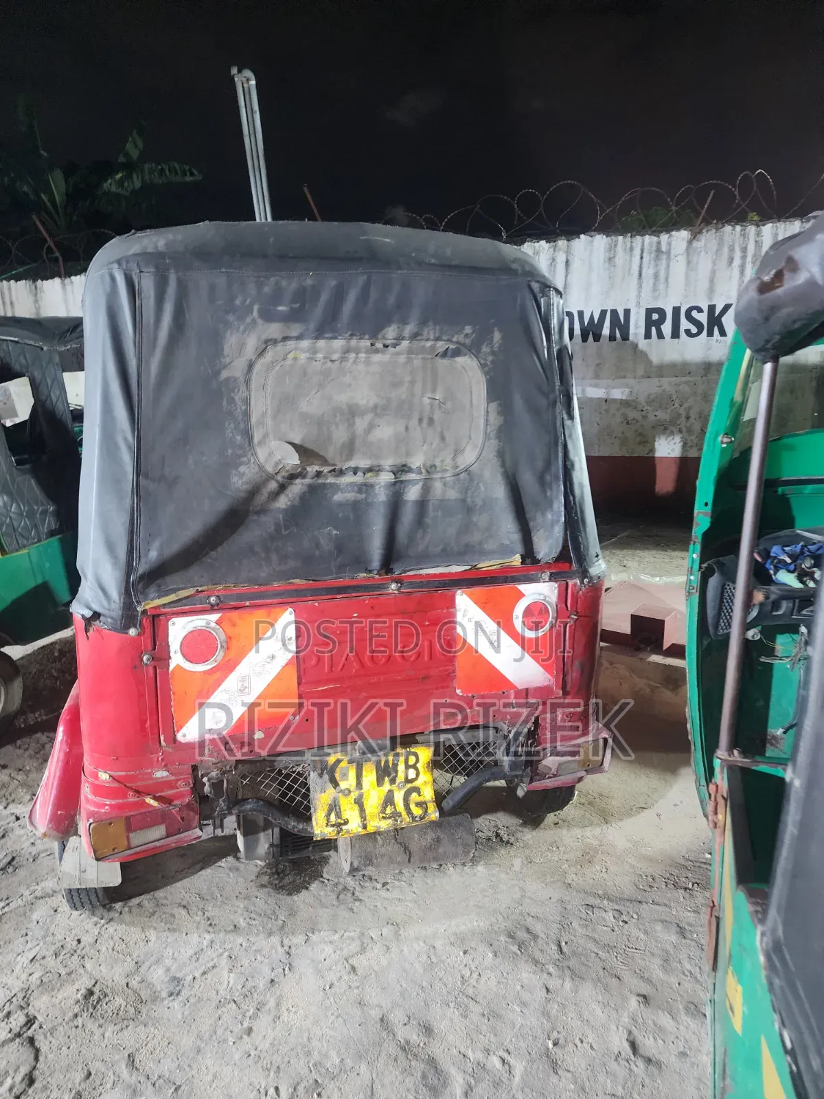 Piaggio 2018 Red