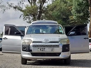 Toyota Probox 2018 Silver
